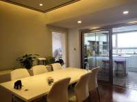 5室2廳2陽(yáng)臺(tái) 萬(wàn)科銀海泊岸瀾庭餐廳