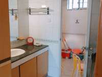 4室2廳2陽臺 機電裕海小區(qū)（上馬村）衛(wèi)生間