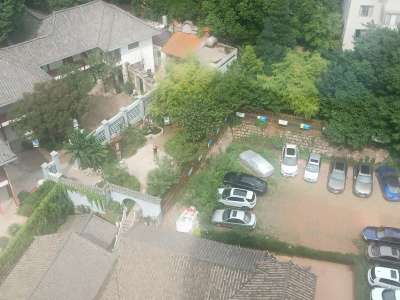 3室2廳2陽(yáng)臺(tái) 水晶宮