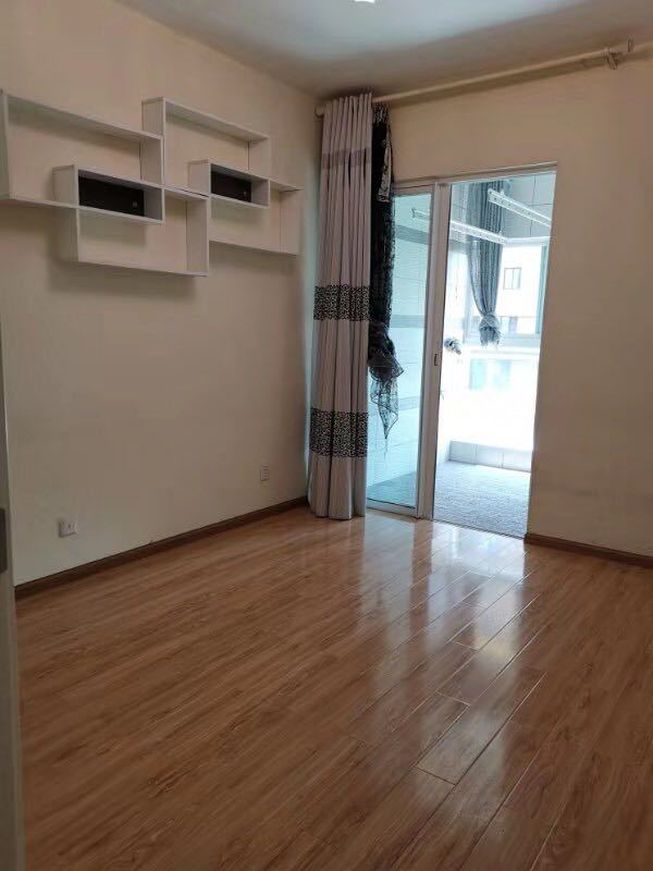 2室2廳1陽臺(tái) 濱江俊園回遷組團(tuán)門廳