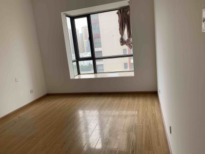 3室2廳1陽臺 潤城一區(qū)