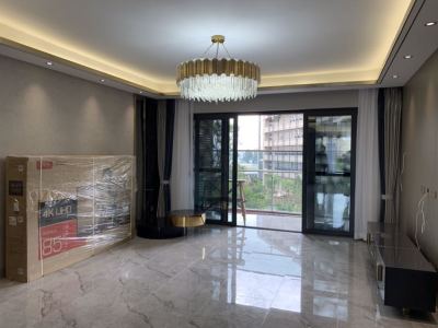 3室2廳2陽臺 山海灣