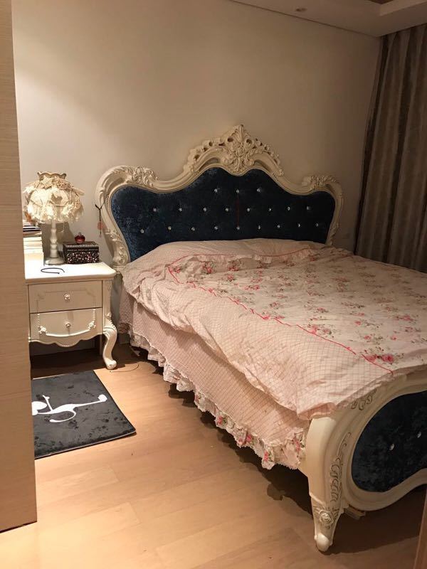 2室2廳1陽臺 濱江俊園萊茵組團(tuán)客廳