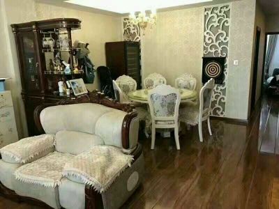 3室2廳1陽(yáng)臺(tái) 金泰上苑