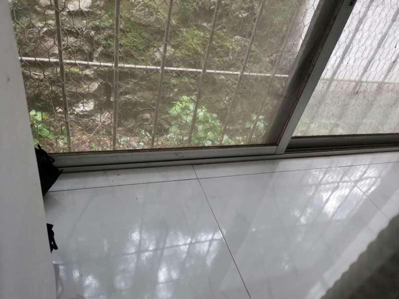 2室1廳1陽臺 機(jī)電裕海小區(qū)(上馬村)臥室