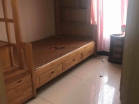 3室2廳2陽(yáng)臺(tái) 東驤神駿一期臥室