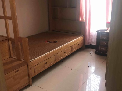 3室2廳2陽(yáng)臺(tái) 東驤神駿一期臥室