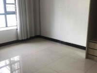 3室2廳2陽(yáng)臺(tái) 東驤神駿一期臥室