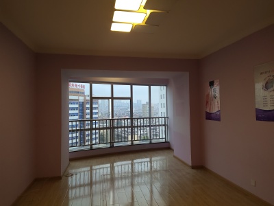 1室1廳1陽臺 集大廣場