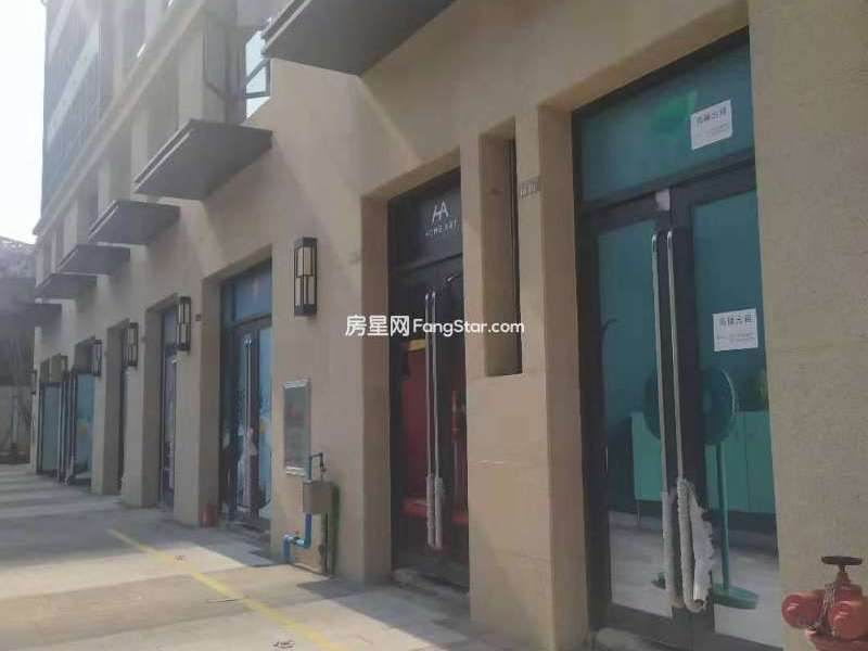 4室2廳2陽(yáng)臺(tái) 俊發(fā)逸天峰其他