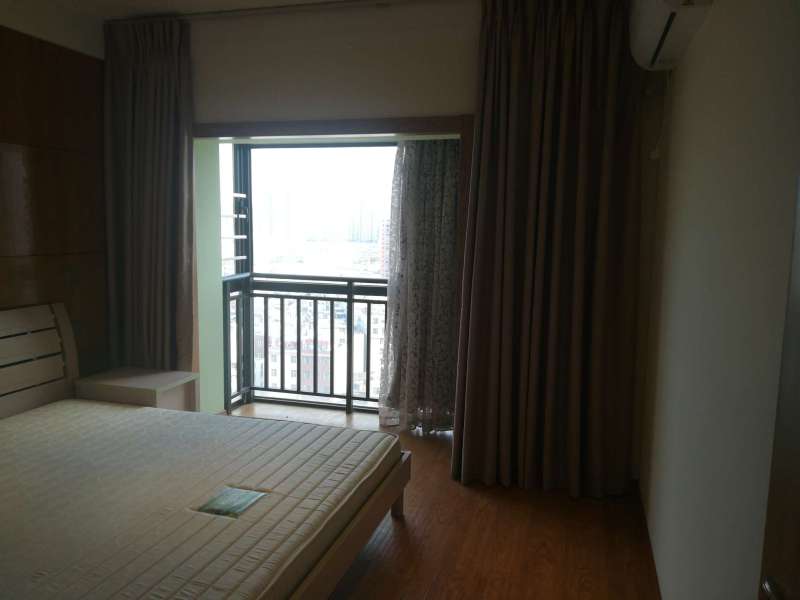 3室2廳2陽臺 南亞風(fēng)情第壹城星河苑臥室