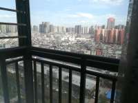 3室2廳2陽臺 南亞風(fēng)情第壹城星河苑陽臺