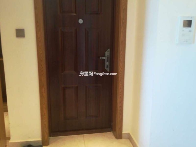 3室2廳2陽臺 南亞風(fēng)情第壹城星河苑門廳