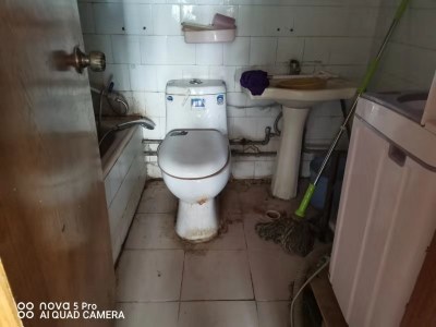 2室2廳 昆華醫(yī)院職工宿舍