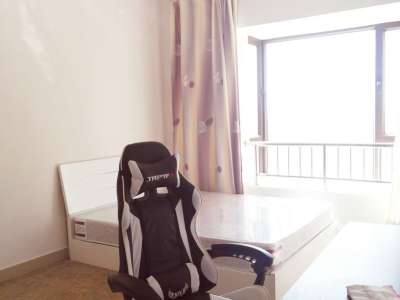 4室2廳2陽(yáng)臺(tái) 萬(wàn)彩城三期