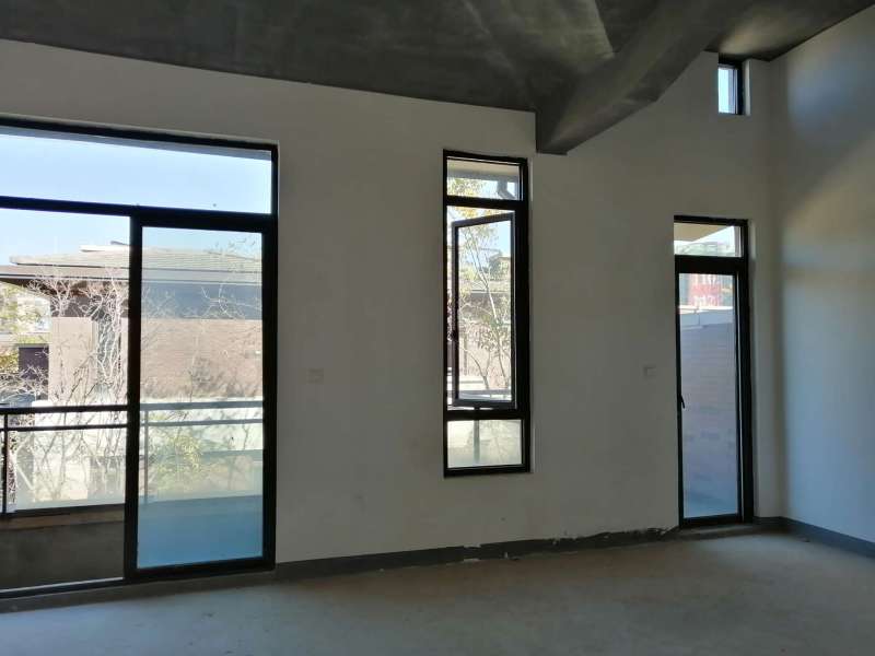 8室4廳2陽臺 昆明恒大云璽別墅戶型圖