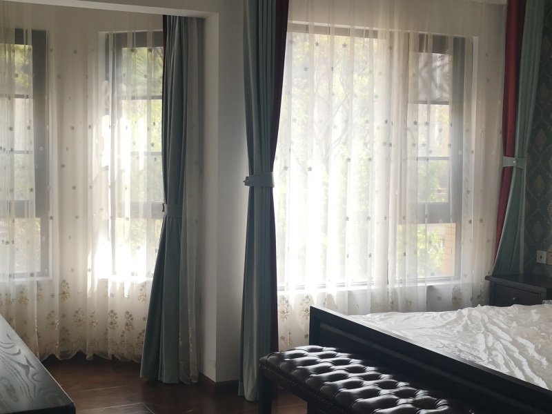 5室2廳2陽臺 中海半島華府臥室