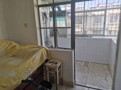 2室1廳1陽(yáng)臺(tái) 康宏小區(qū)