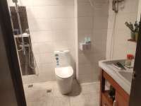 3室2廳1陽臺(tái) 競(jìng)達(dá)星光雅苑衛(wèi)生間