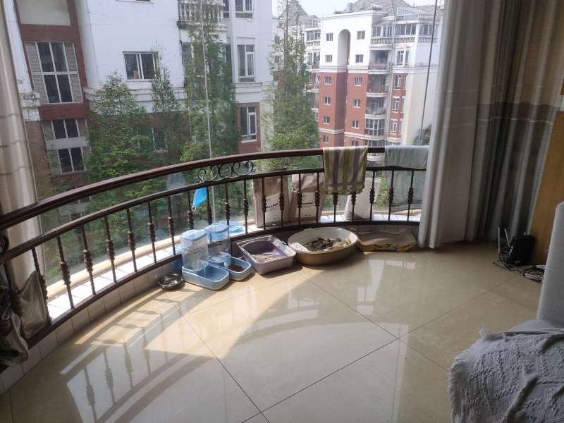 3室2廳1陽臺(tái) 競(jìng)達(dá)星光雅苑陽臺(tái)