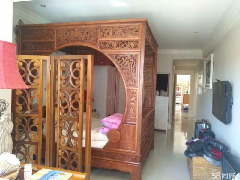 5室2廳2陽臺 翠湖太龍公館臥室