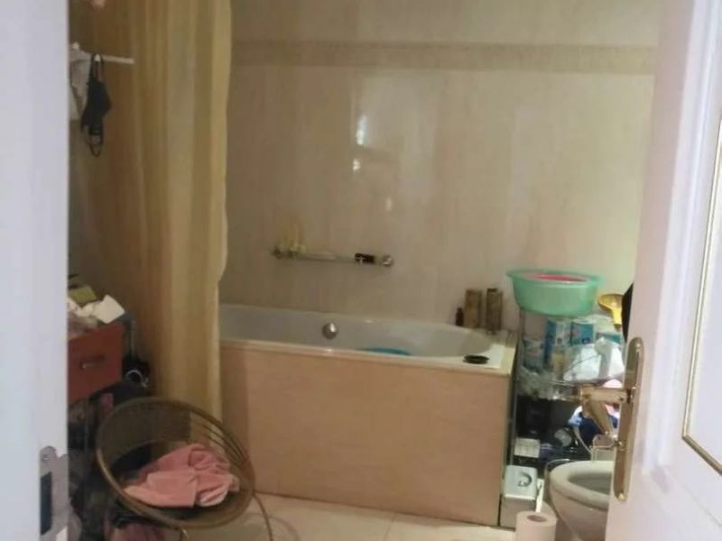 5室2廳2陽臺 翠湖太龍公館衛(wèi)生間