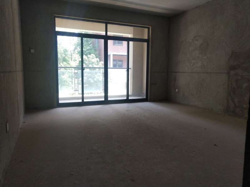 5室3廳1陽(yáng)臺(tái) 清水佳湖雅居別墅臥室