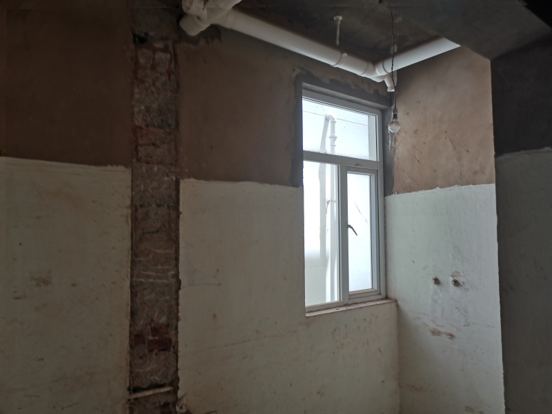 5室3廳2陽(yáng)臺(tái) 滇池春天別墅門(mén)廳