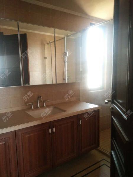 3室2廳2陽臺(tái) 招商海公館其他